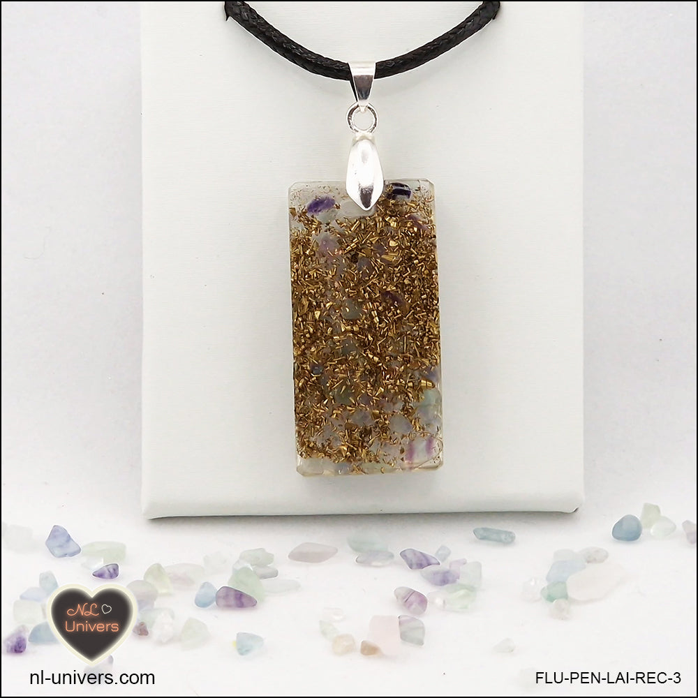Pendentif Fluorite rectangle M.2 en orgonite laiton