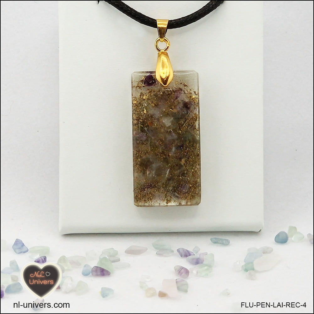 Pendentif Fluorite rectangle M.2 en orgonite laiton