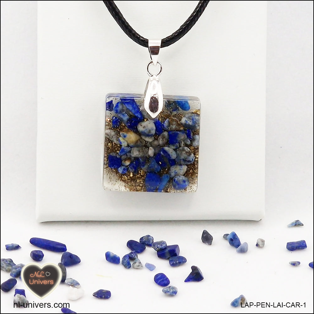 Pendentif Lapis-Lazuli carré M.1 en orgonite laiton