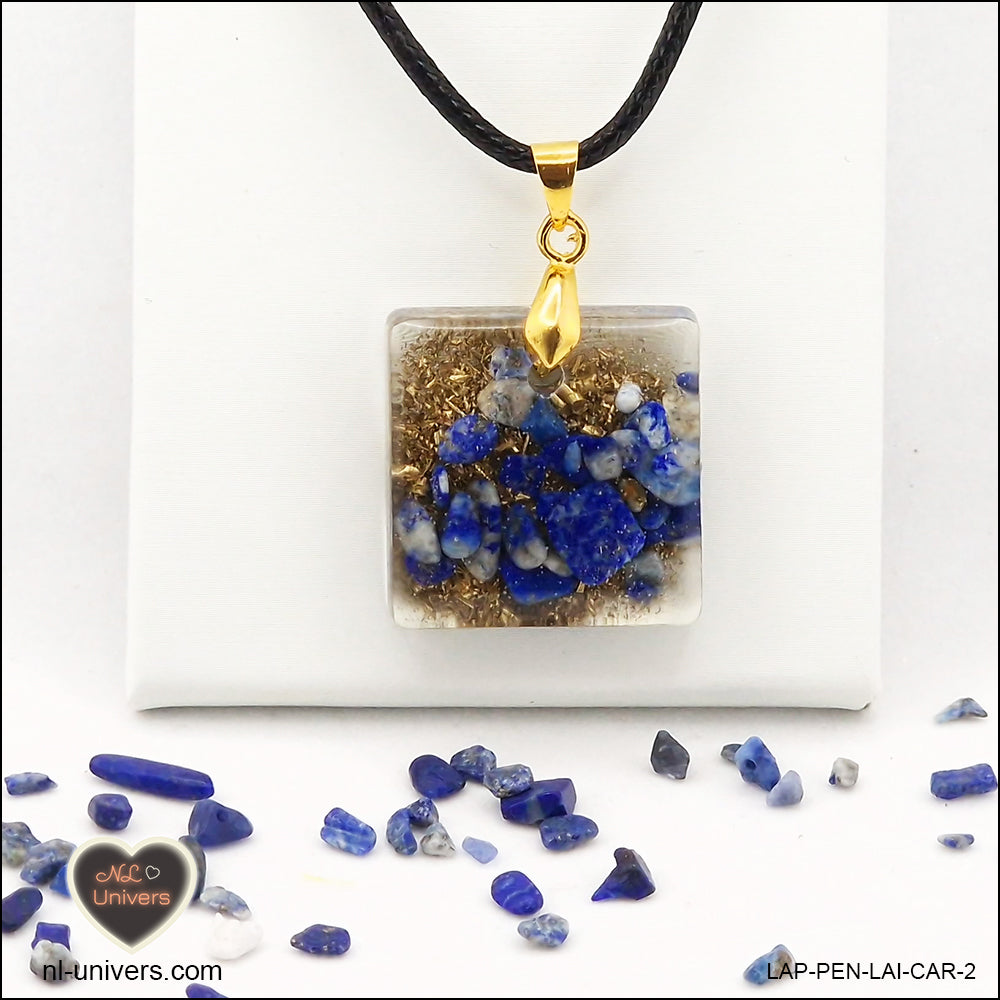 Square Lapis-Lazuli pendant M.1 in brass orgonite