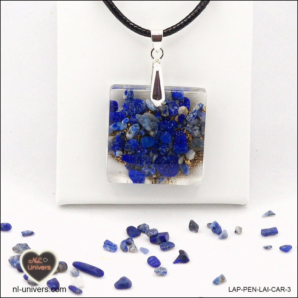 Pendentif Lapis-Lazuli carré M.2 en orgonite laiton