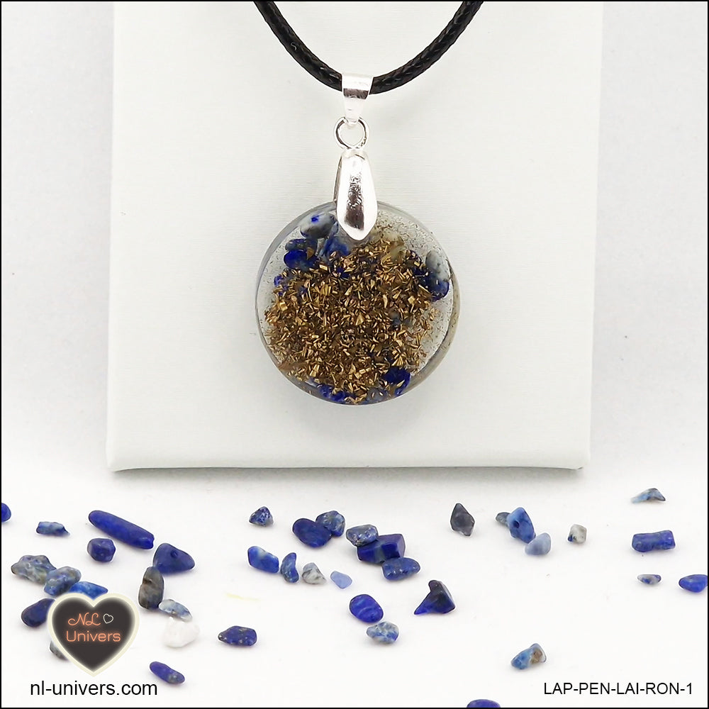 Pendentif Lapis-Lazuli rond M.1 en orgonite laiton