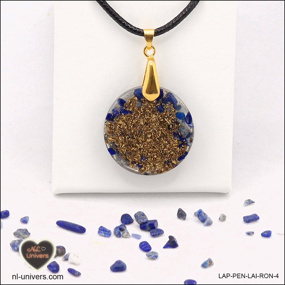 Round Lapis-Lazuli pendant M.2 in brass orgonite