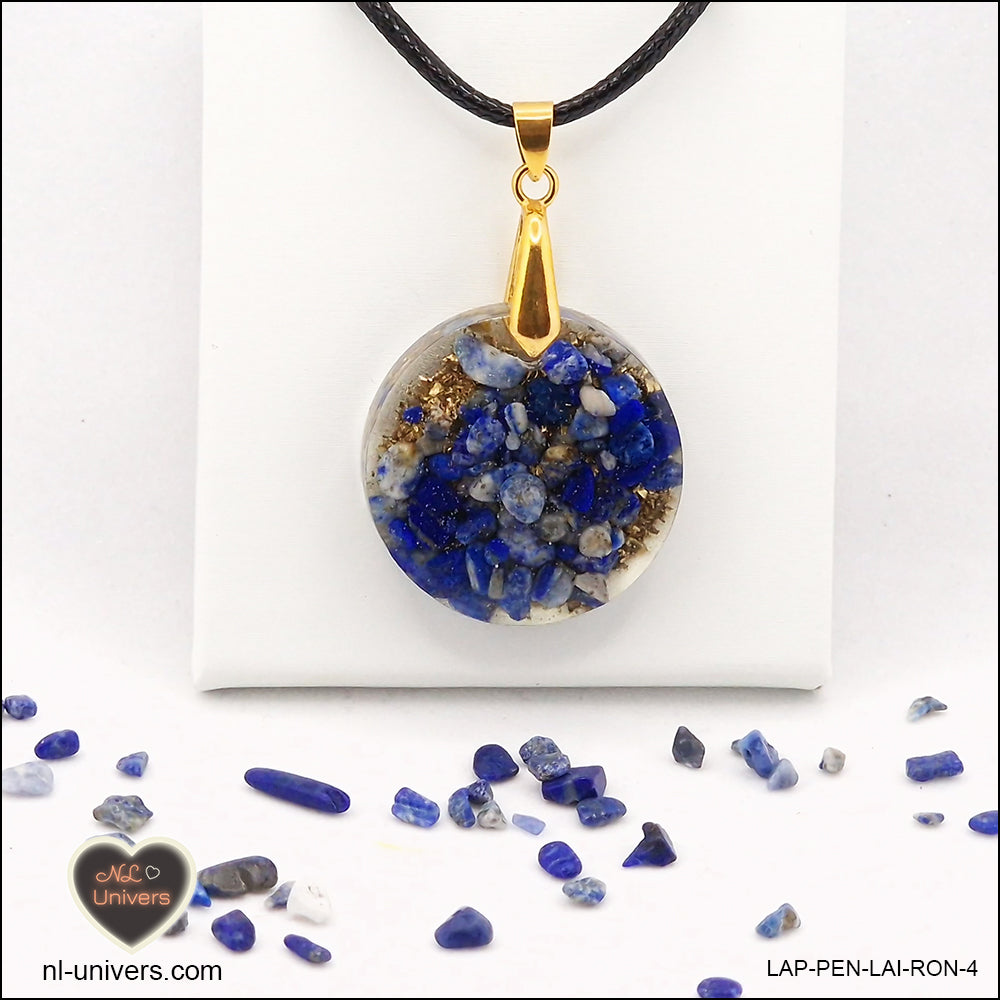 Round Lapis-Lazuli pendant M.2 in brass orgonite