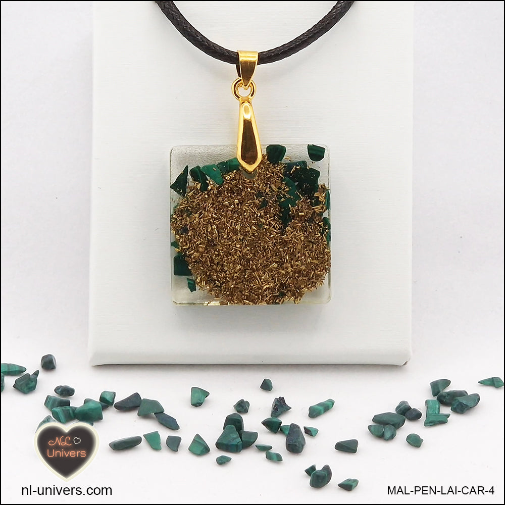 Square Malachite pendant M.2 in brass orgonite