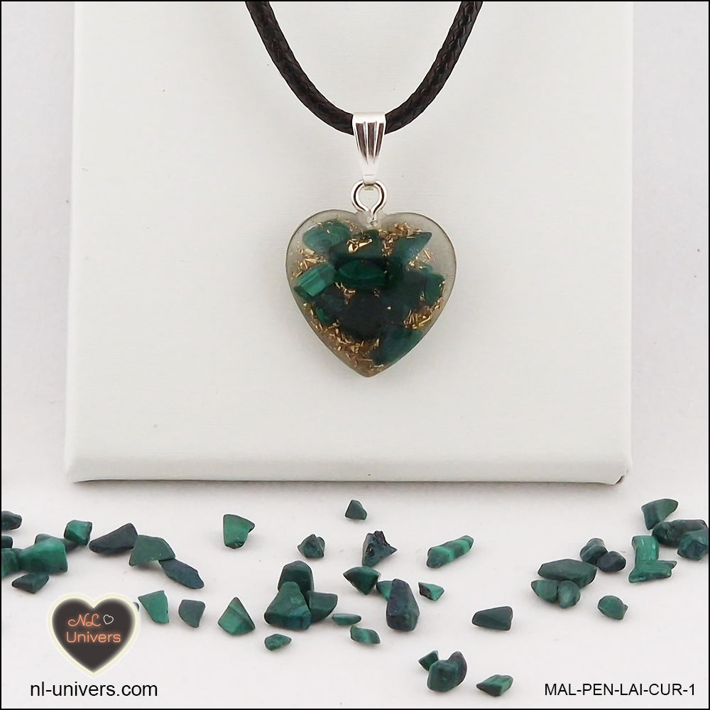 Pendentif Malachite cœur M.1 en orgonite laiton