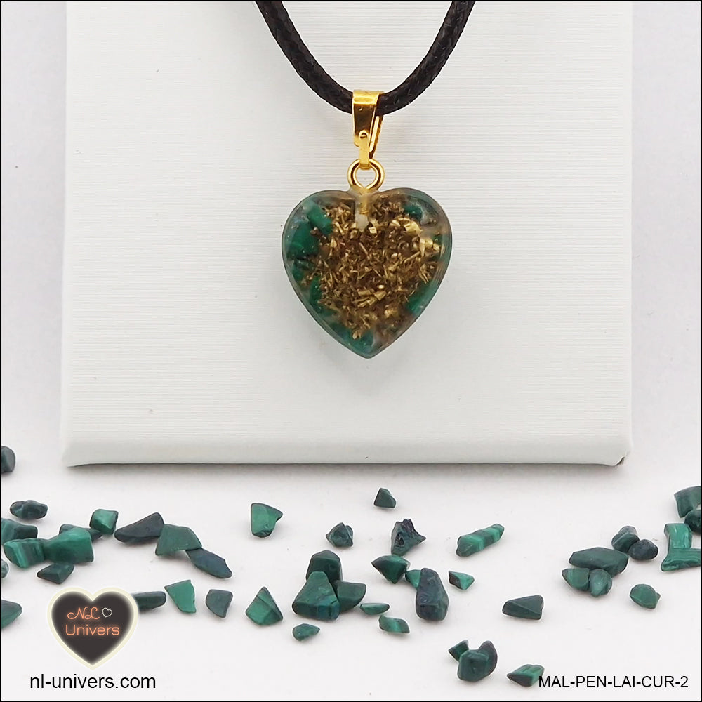 Malachite heart pendant M.1 in brass orgonite