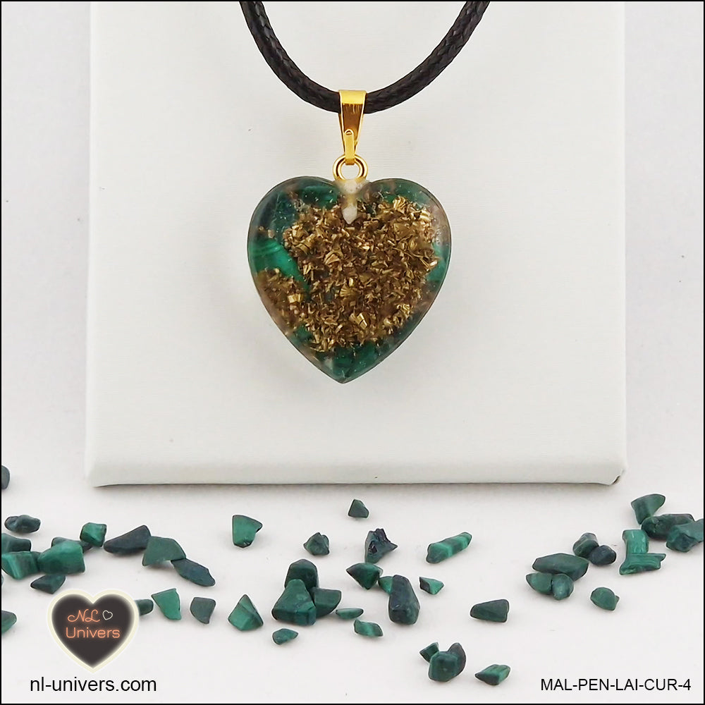 Malachite heart pendant M.2 in brass orgonite