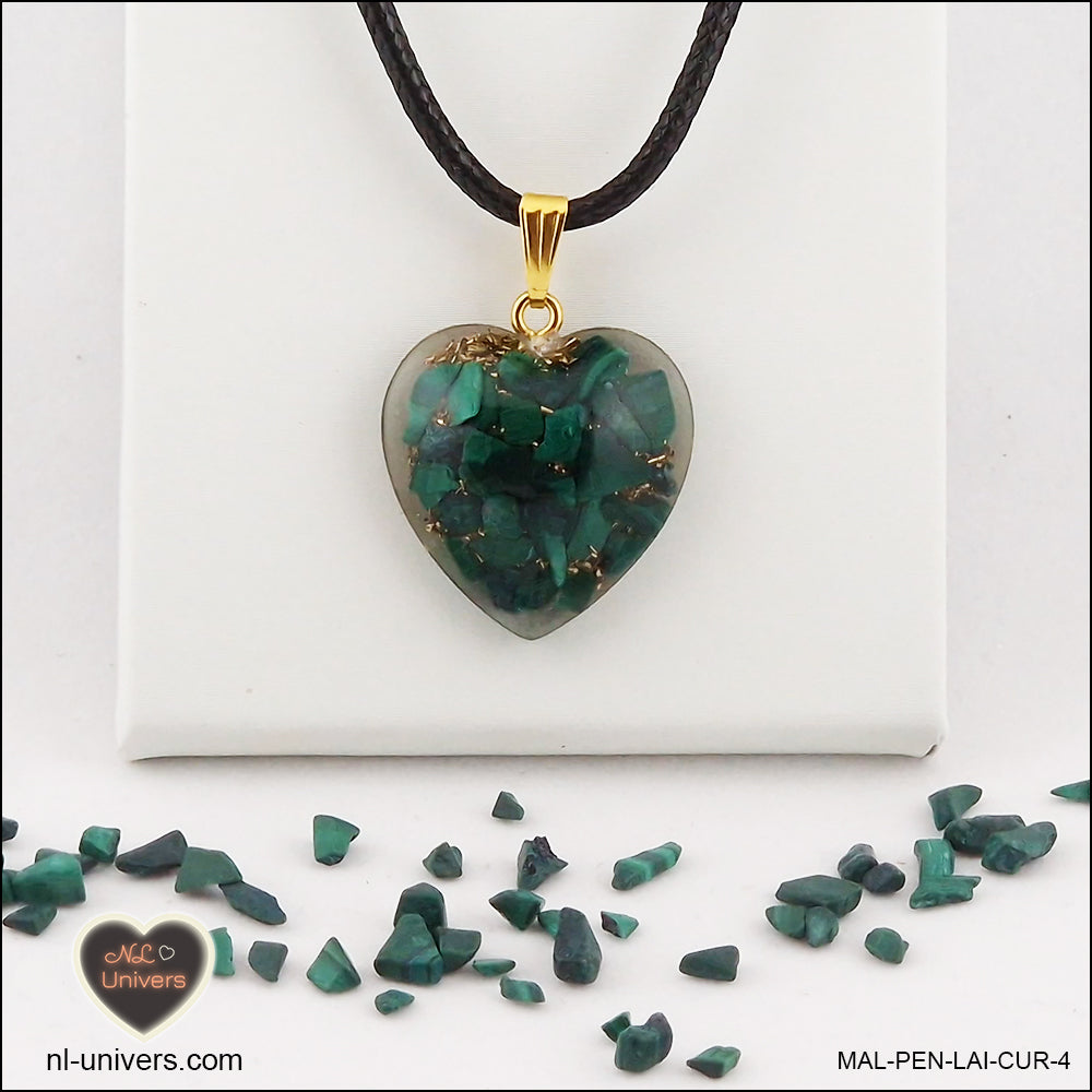 Malachite heart pendant M.2 in brass orgonite