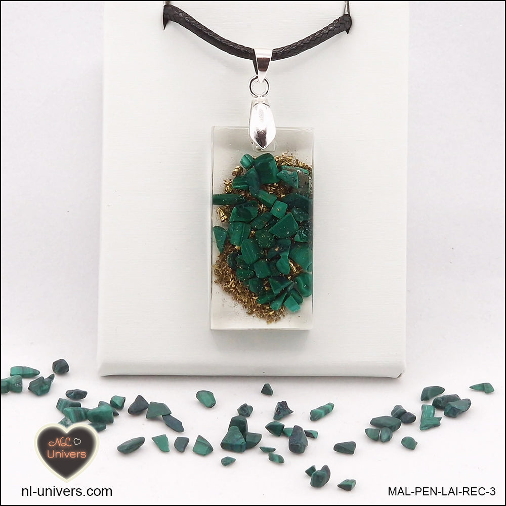 Pendentif Malachite rectangle M.2 en orgonite laiton