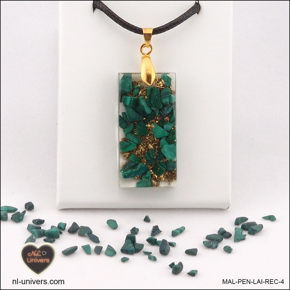 Malachite rectangle pendant M.2 in brass orgonite