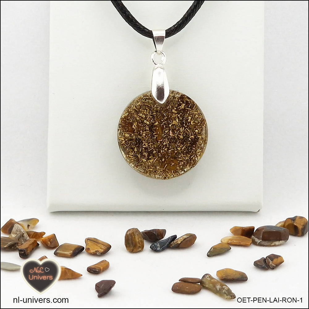 Round Tiger's Eye pendant M.1 in brass orgonite